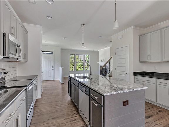 11-Kitchen