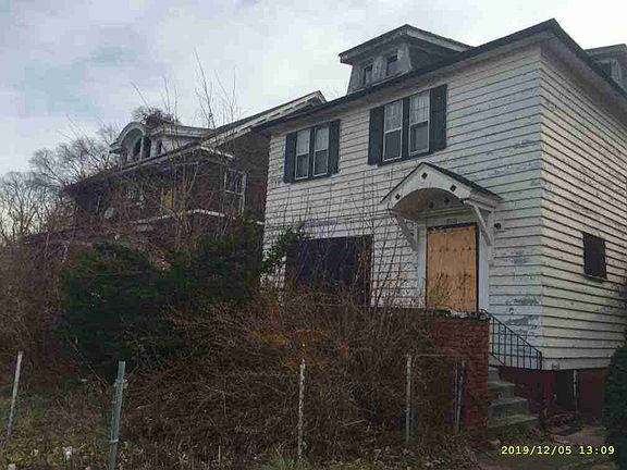 8118 Walden