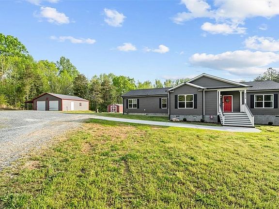 2nd image of 6916 Lawrence Farm Ln