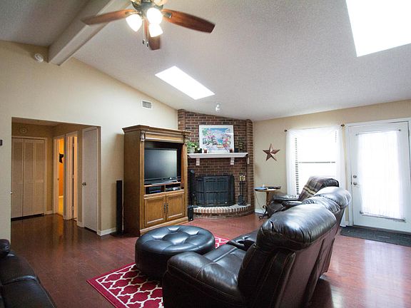 2nd image of 5957 Katona Dr