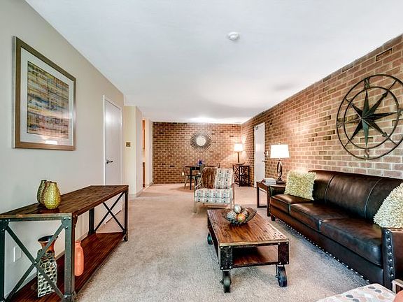 4th image of 100 Queen Anne Dr #4036