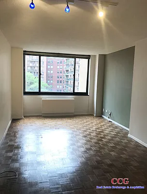 Rented by CCG Real Estate Brokerage | media 19