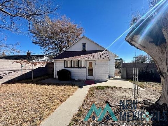 2nd image of 848 S 4th St