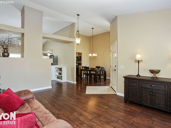 4th image of 5781 Terrace Dr