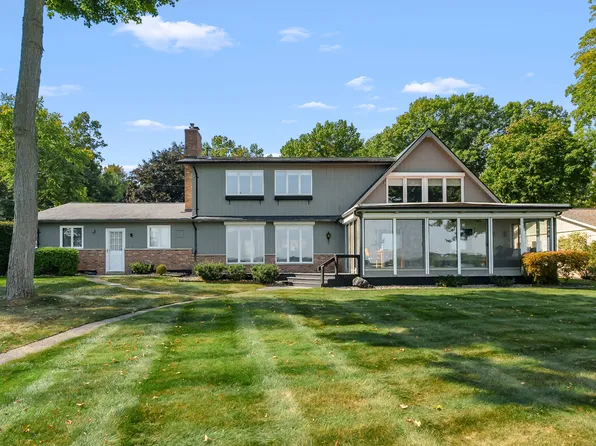 10544 Wildwood Cir, Richland, MI 49083