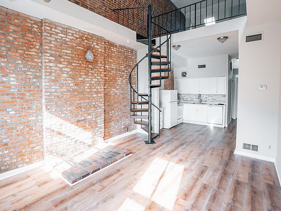 2nd image of 2301 S 11th St #2F