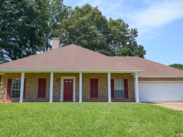 826 Windward Dr, Richland, MS 39218