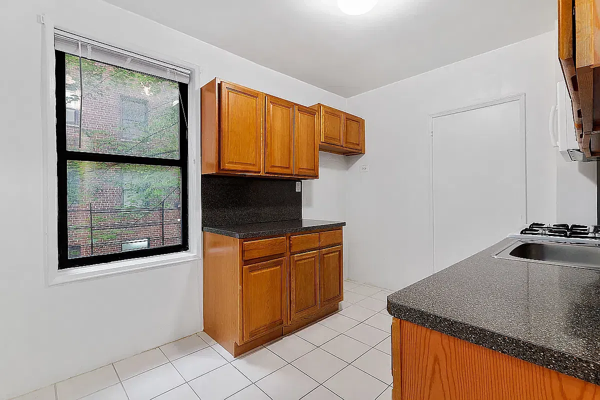 3615 Greystone Avenue — Photo 3