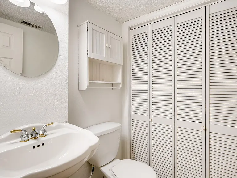 2634 Deliverance Dr — Photo 10