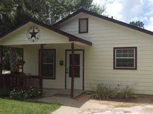 1520 Avenue C, Bay City, TX 77414