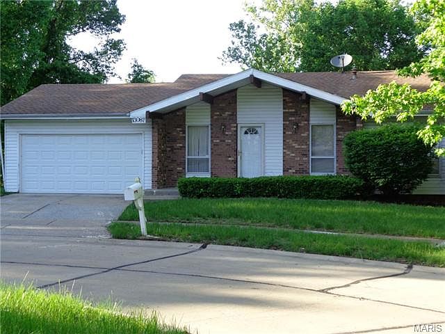 1st image of 13087 Fox Haven Ct