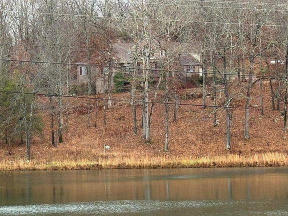 2nd image of 910 Nelsonville Rd