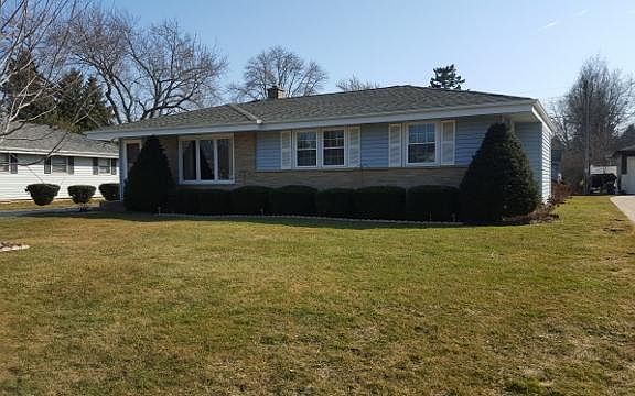 3rd image of 6215 W Fairlane Ave