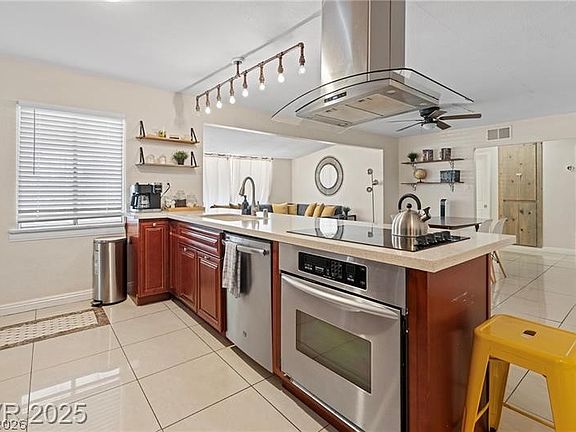 2nd image of 1012 Jessica Ave