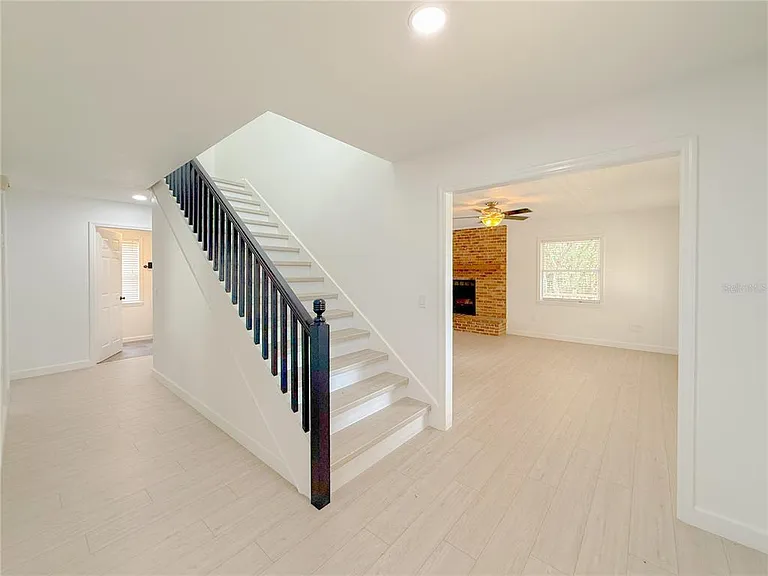 2827 Sanctuary Ln — Photo 21
