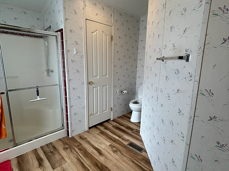610 E Park Dr — Photo 15