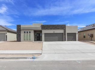 876 Crystal Deer Dr, El Paso, TX 79928