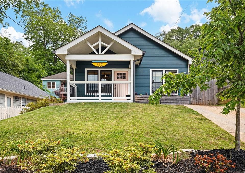 1st image of 722 Grant Ter SE