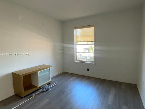 5th image of 1320 SW 6th St APT 4