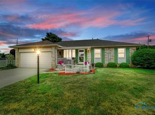 5844 Rounding River Ln, Toledo, OH 43611