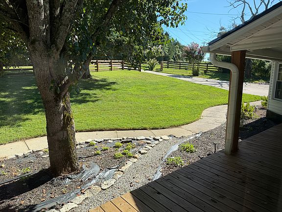 2nd image of 9509 Big Springs Rd