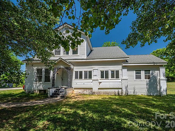 5th image of 4823 Anthony Rd