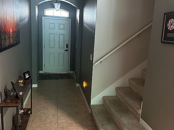 3rd image of 900 Walkers Grove Ln