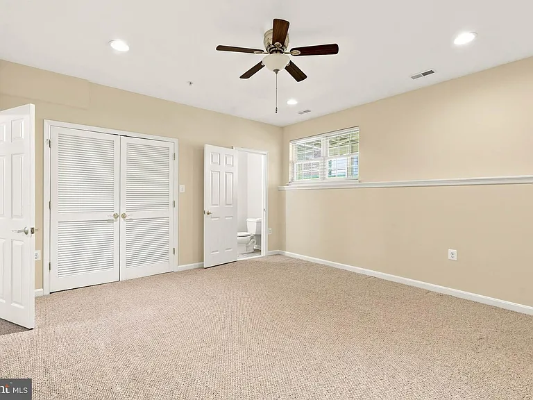 107 Hearth Ct — Photo 18