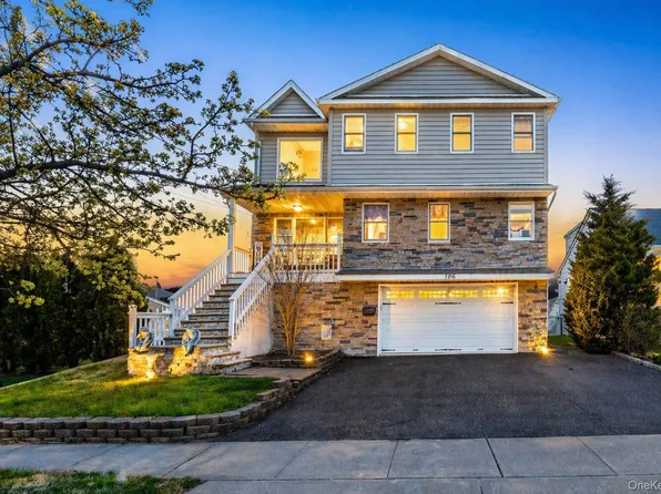 106 Irving Avenue, Freeport, NY 11520