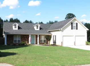 9 Hillcrest Dr, Hiram, GA 30141