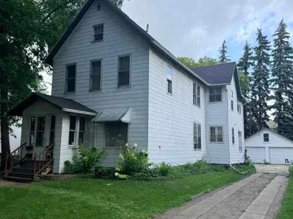 513 6th Ave N, Grand Forks, ND 58201
