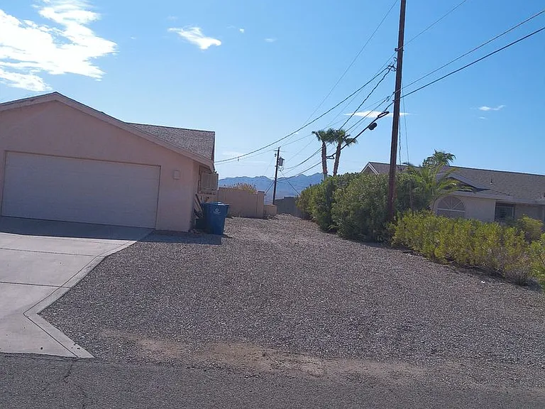 1771 Miramar Dr — Photo 2
