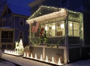 16 Bradford Ave, Newport, RI 02840