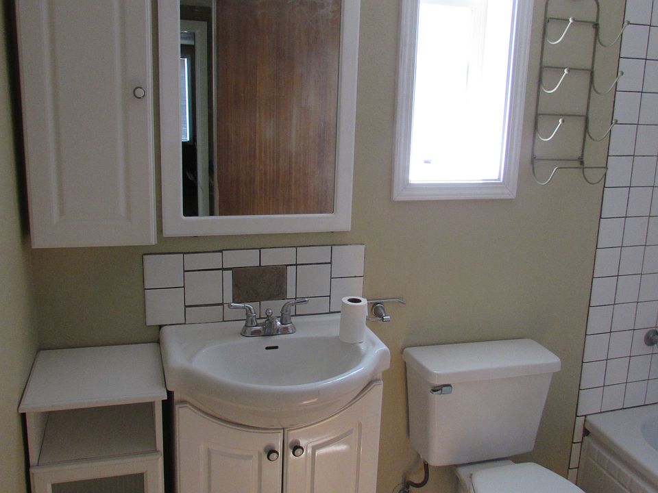 2nd image of 505 N 4th Ave