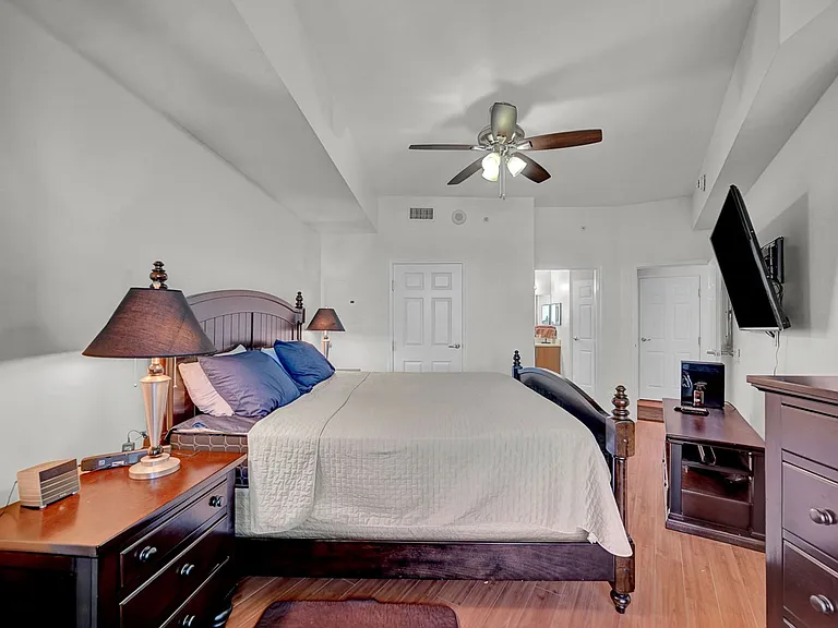 200 W Sahara Ave #811 — Photo 20