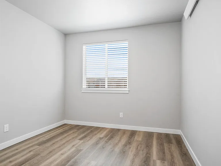 Fisher Park Apartments — Photo 49