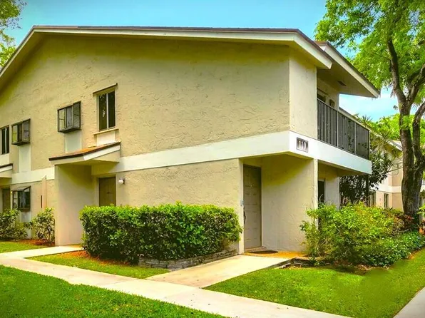 110 Gardens Drive #101, Pompano Beach, FL 33069