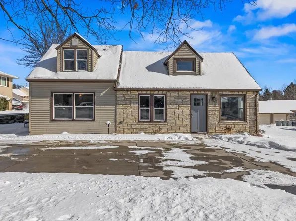 5962 North Lovers Lane ROAD, Milwaukee, WI 53225