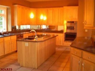 2nd image of 32 Windcastle Dr