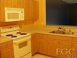 2nd image of 3635 Pine Oak Cir APT 106