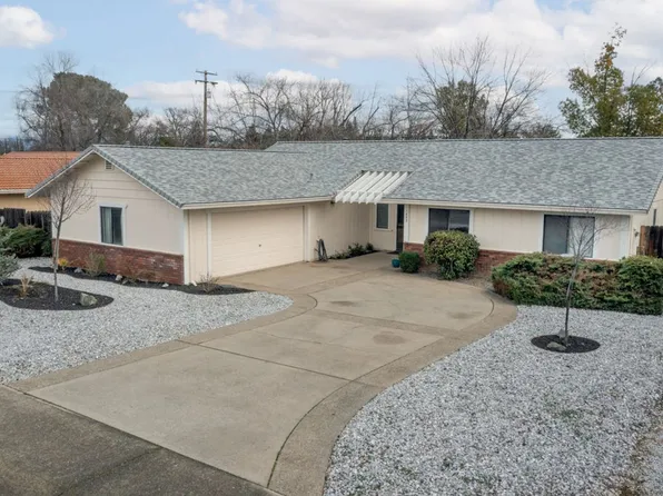 1683 Kildare Dr, Redding, CA 96001