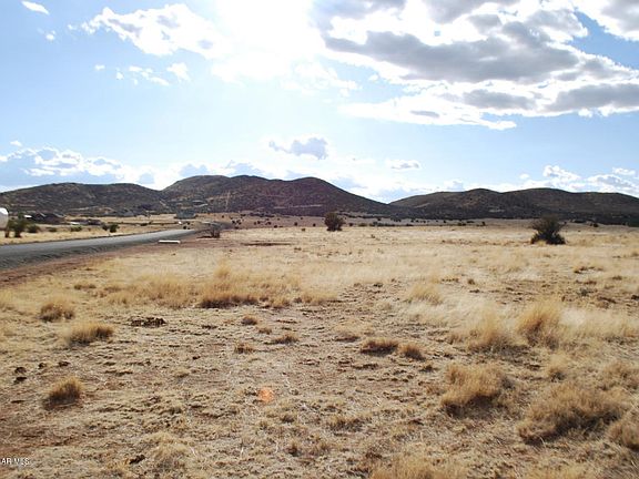 4th image of LOT A Four Saddle Ln