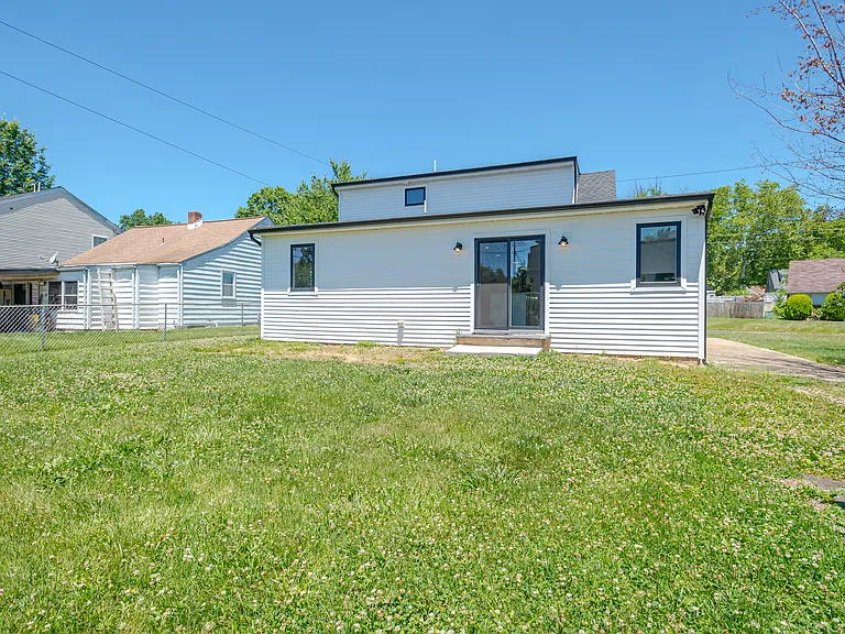 92 Pennwood Dr — Photo 21