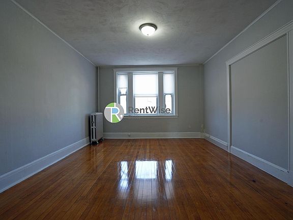 2nd image of 91 Cypress St #4