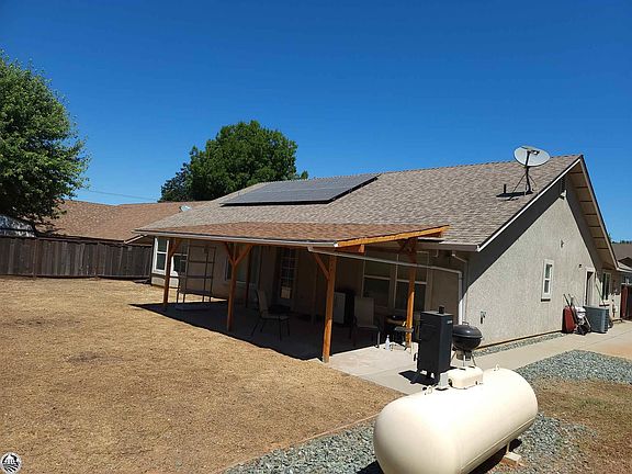 2nd image of 10837 Countryside Ct