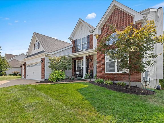 2nd image of 17064 Westridge Oaks Dr