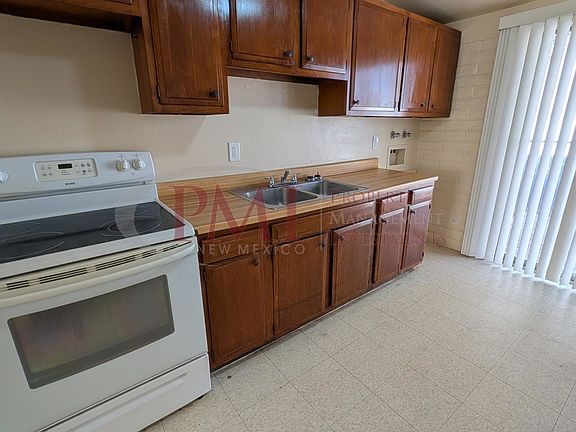 3rd image of 3301-3323 Conlee Ln #3303