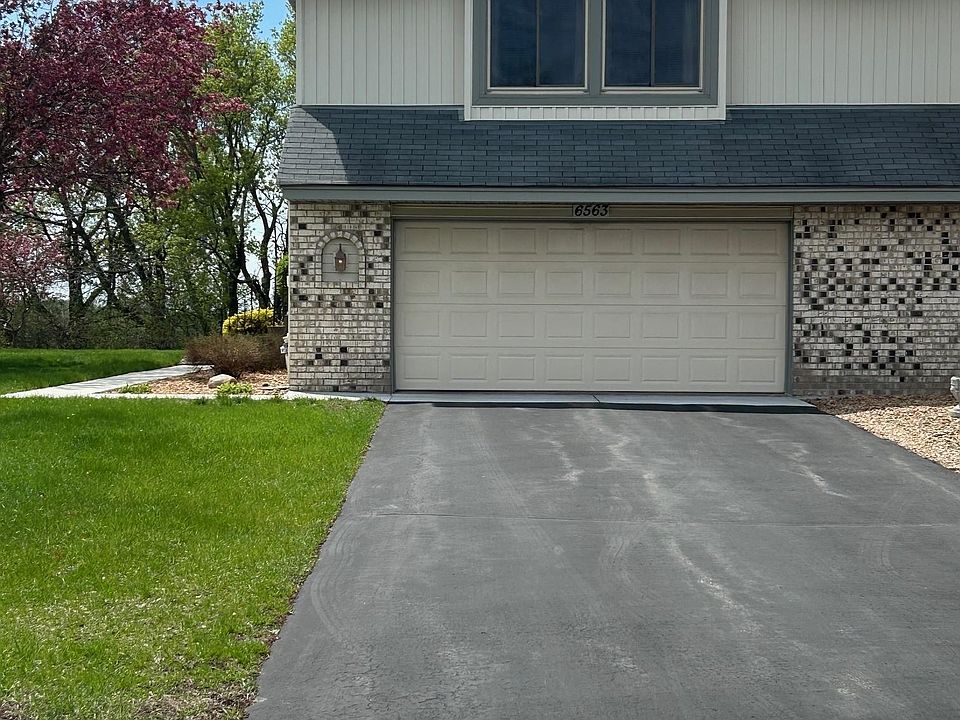 1st image of 6563 Chamberlain Cir