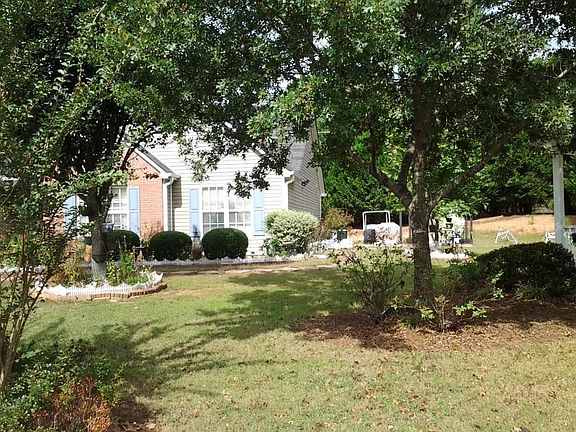 3rd image of 3400 Grayson Manor Ct