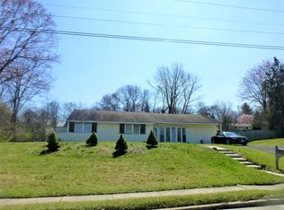 1304 Paper Mill Rd, Wyndmoor, PA 19038